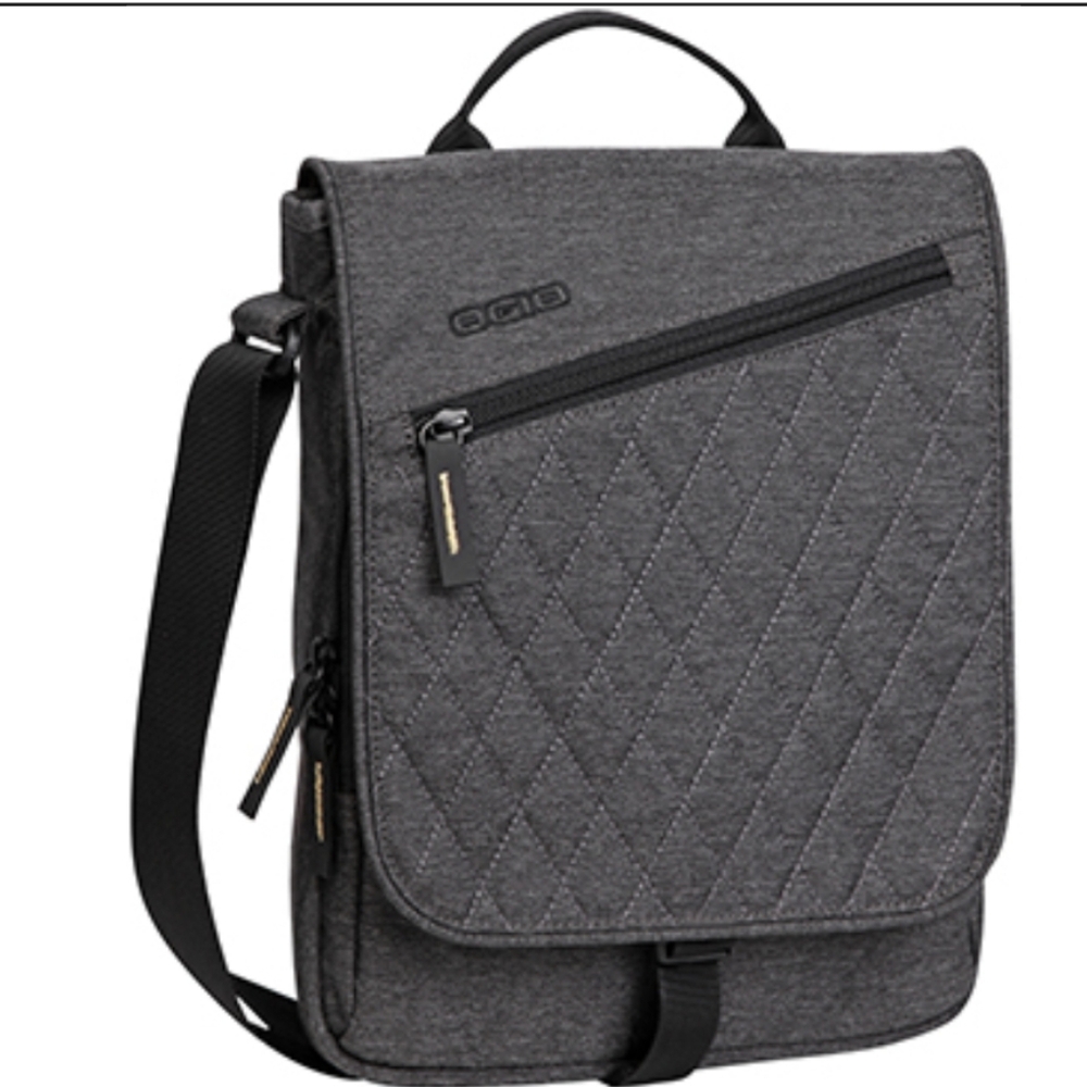 Ogio Tech Bag Newt Ipad Tablet eReader Case Bag LIKE NEW CONDITION